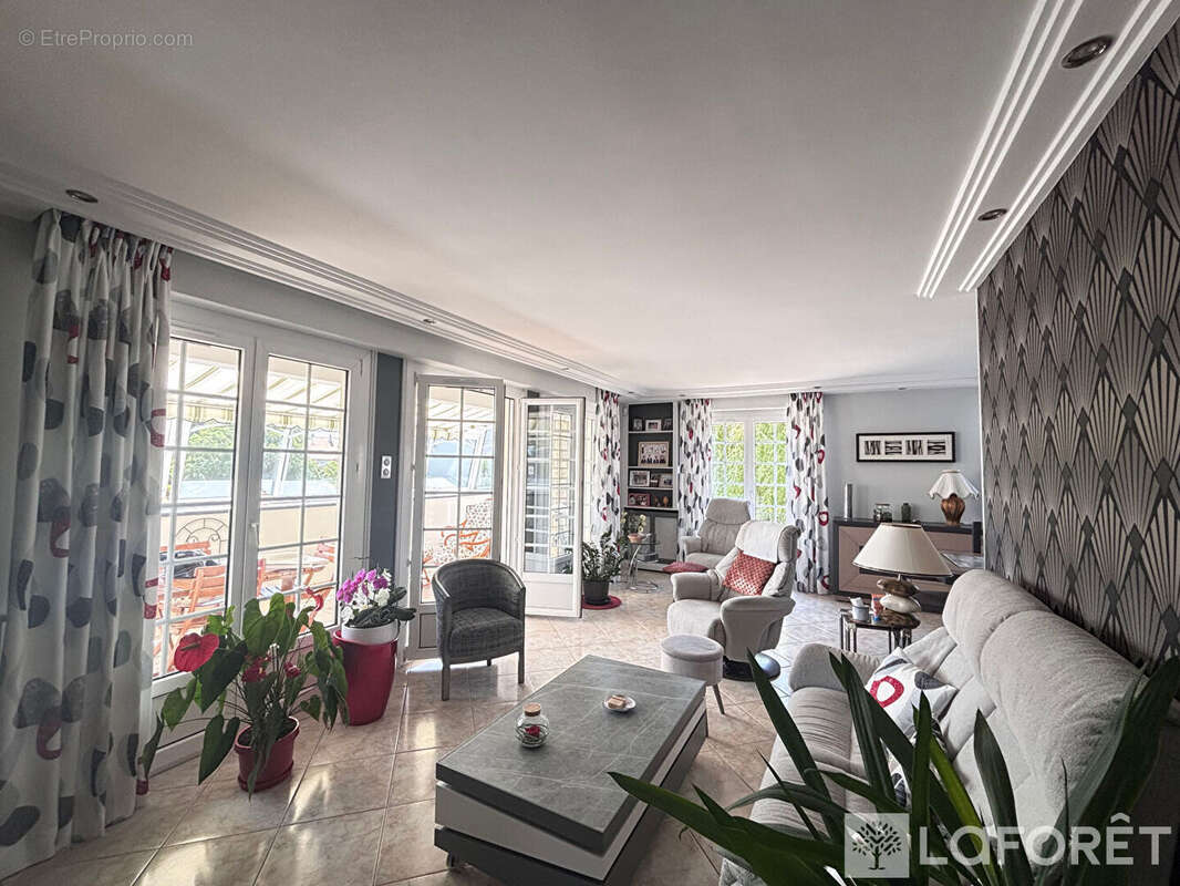 Maison à MERVILLE-FRANCEVILLE-PLAGE