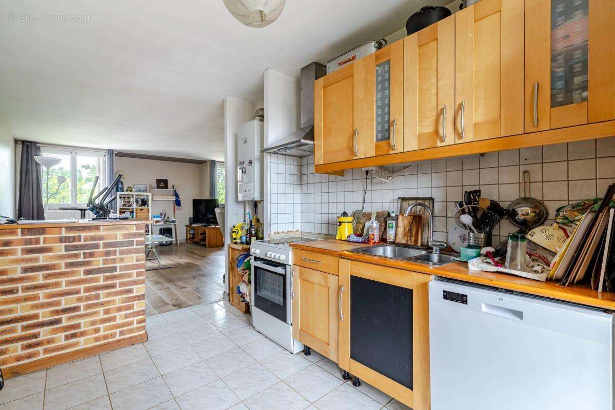 Appartement à GENNEVILLIERS