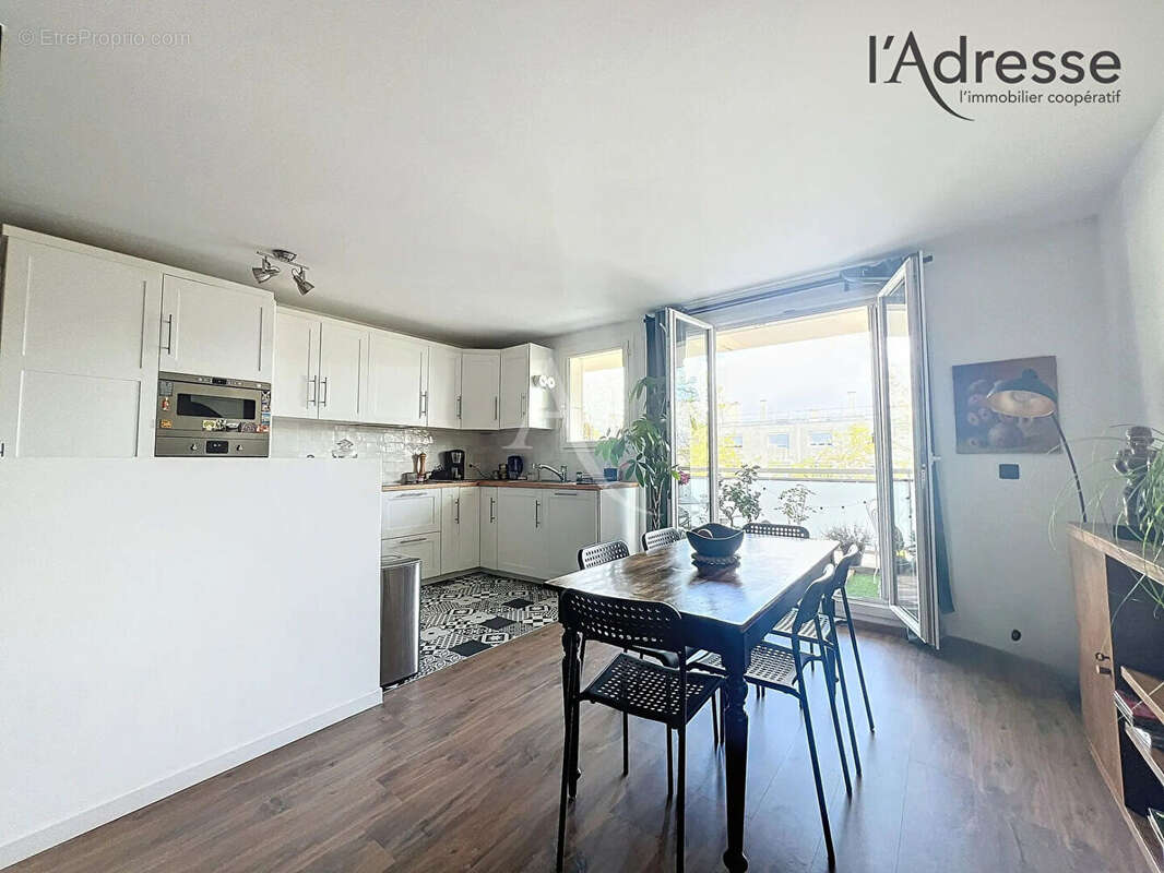 Appartement à SURESNES