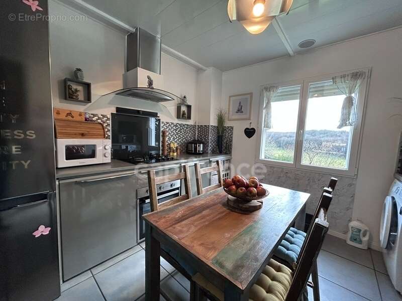 Dpt Dordogne (24), à vendre SAINT JORY LAS BLOUX maison P4 de 127 m² - Terrain de 3 670,00 m² - Plain pied - photo 12