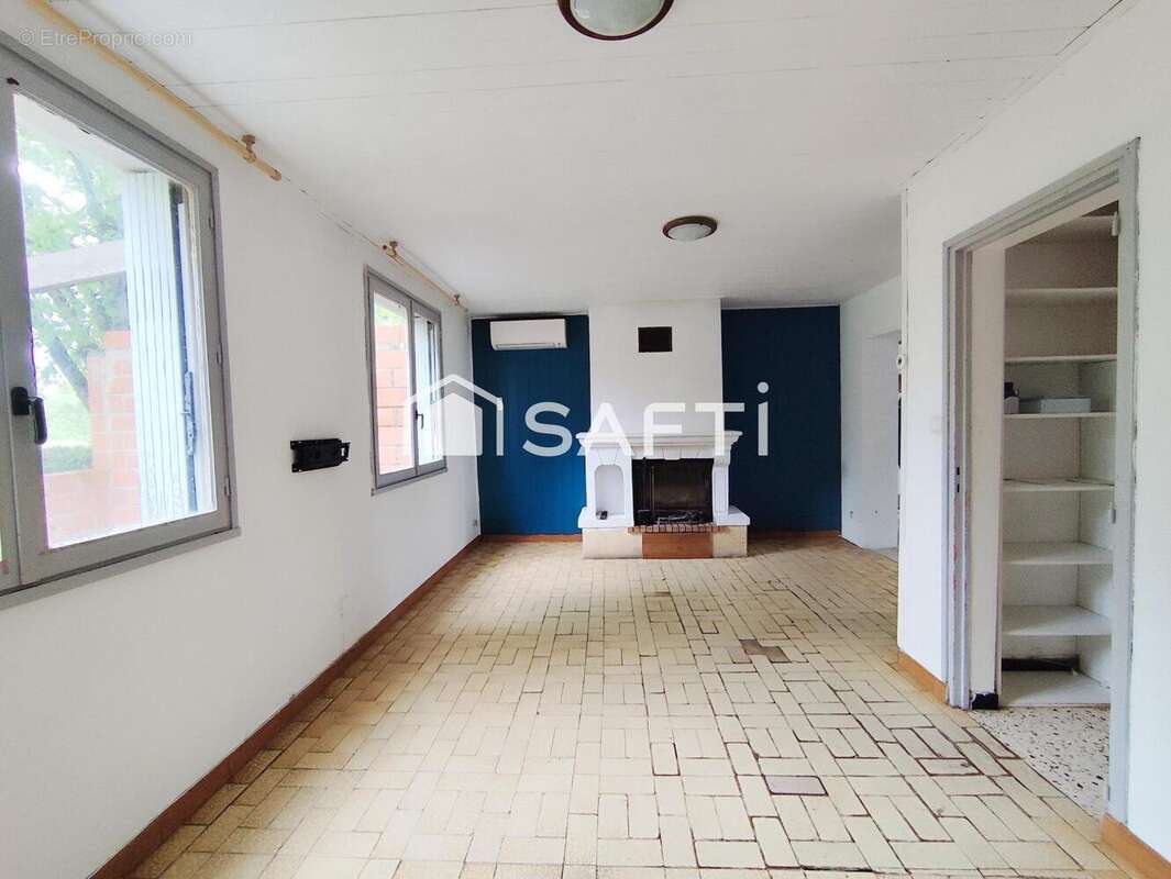 Photo 2 - Maison à MONTBARTIER