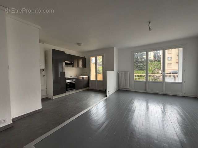 Appartement à SAINT-ETIENNE