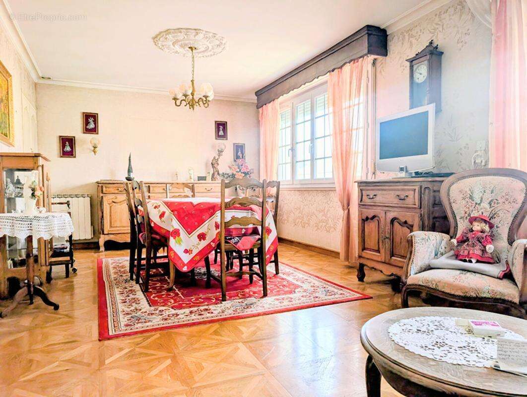 Maison familiale au calme  Bonchamp-lès-Laval - photo 4