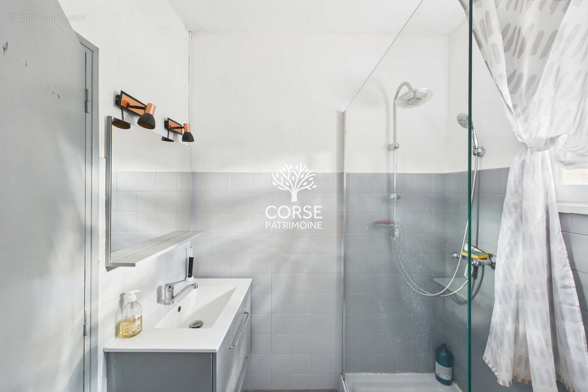 Maison à PORTO-VECCHIO