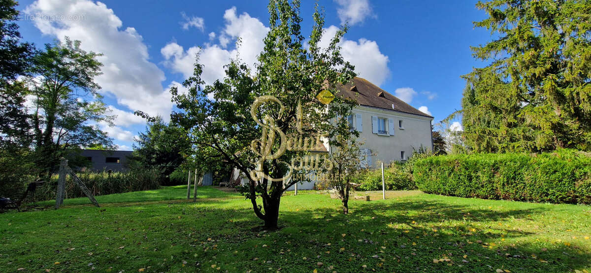 Maison à CHAVEIGNES