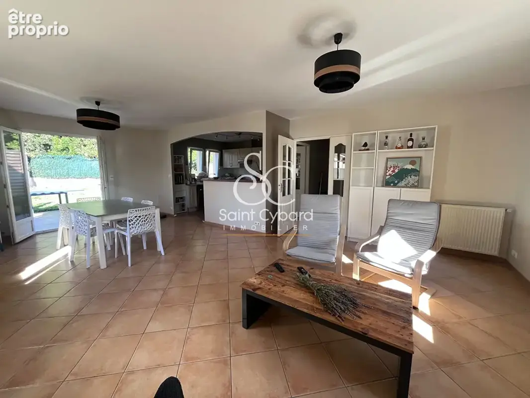 Maison familiale 4 chambres à Angoulême - 243 800 - photo 2