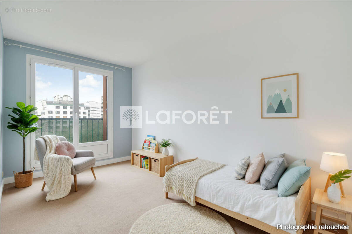 Appartement à PARIS-15E