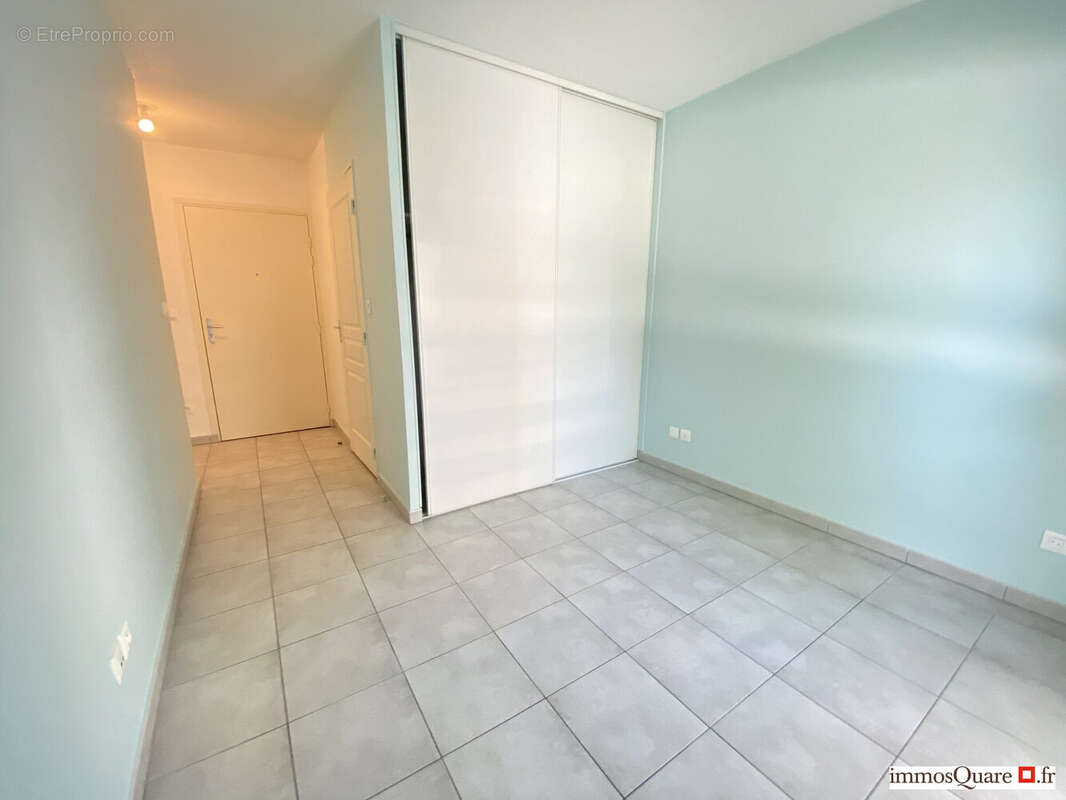 Appartement à BRON