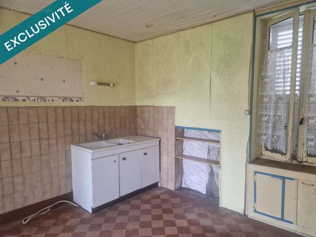 Photo 2 - Maison à BELLENAVES