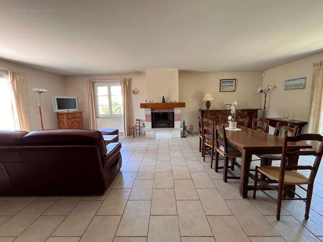 Maison à SAINT-DENIS-EN-VAL