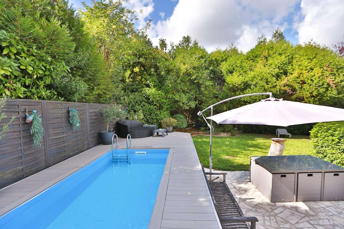 Maison à NOISY-LE-GRAND