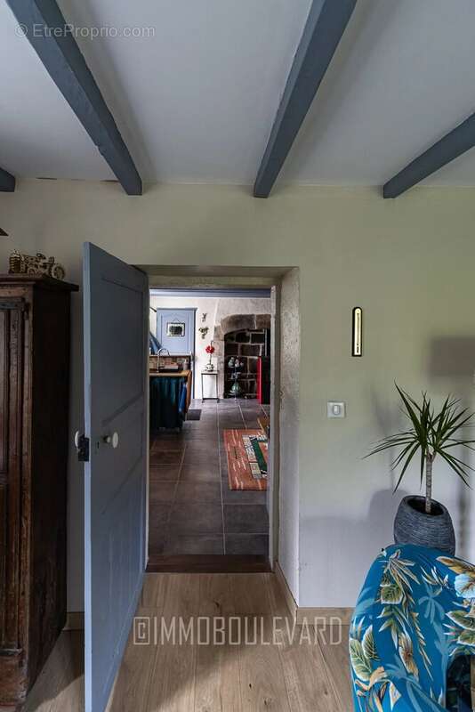 Maison à SAINT-GERVAIS-D&#039;AUVERGNE