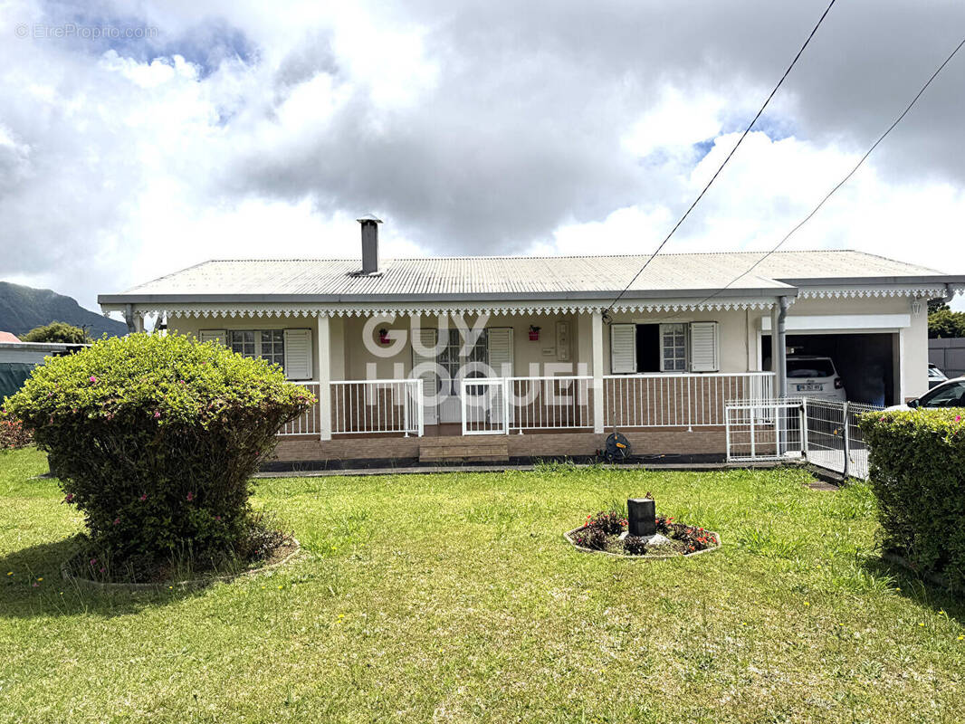 Maison à LA PLAINE-DES-PALMISTES