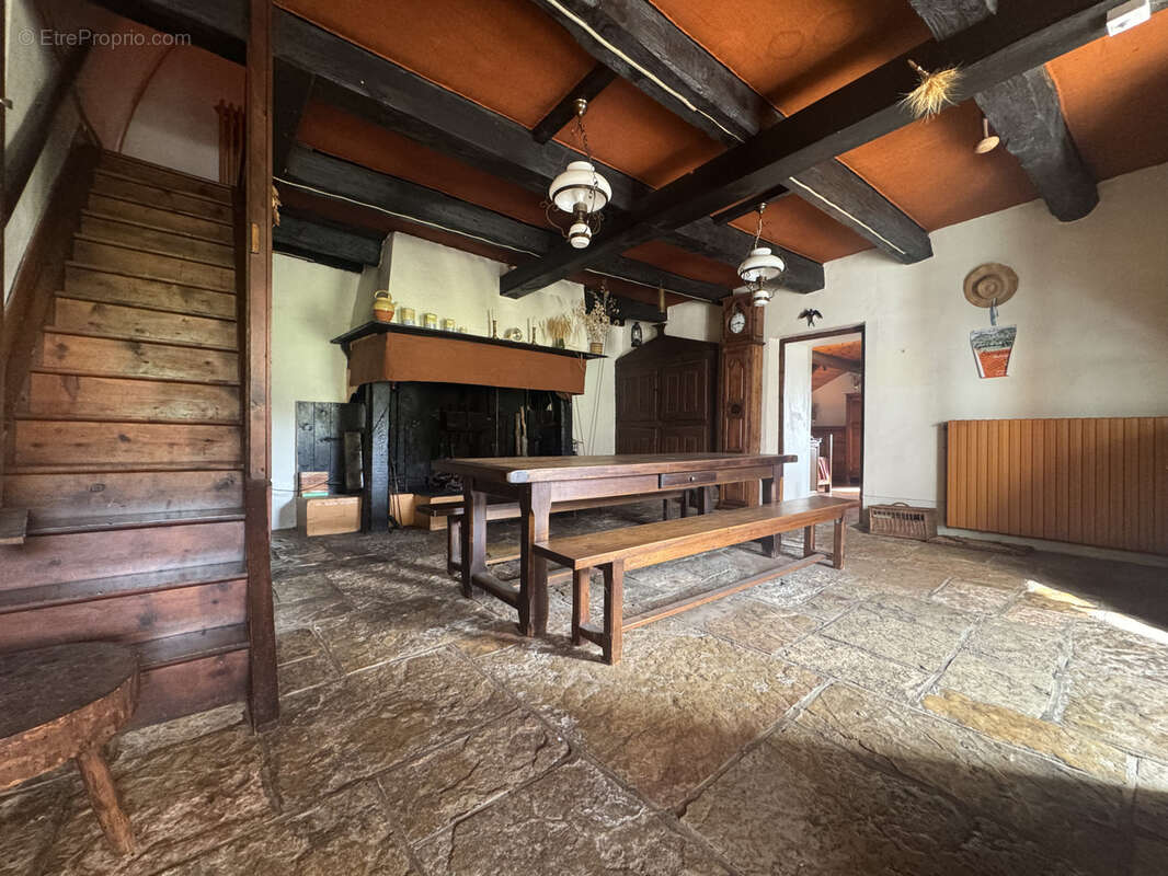 Maison à LE MASSEGROS