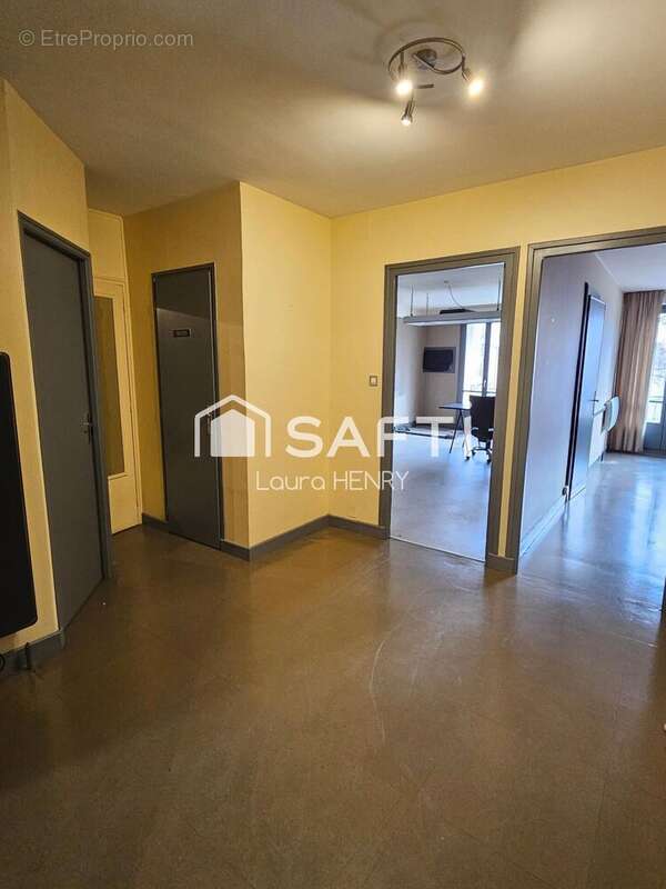 Photo 8 - Commerce à VERDUN