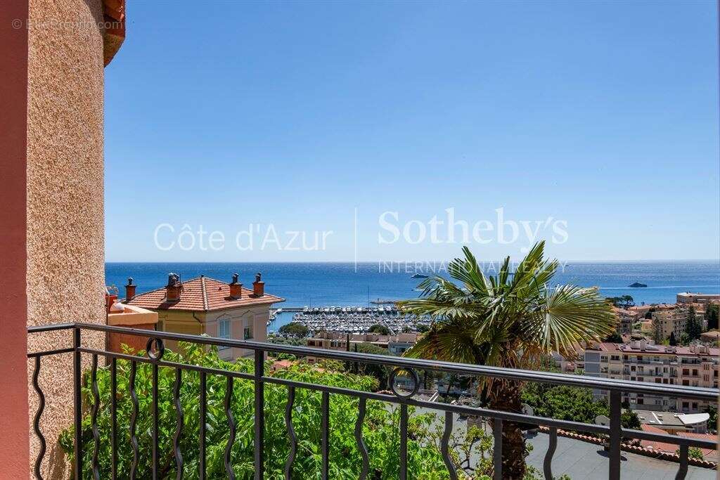 Appartement à BEAULIEU-SUR-MER