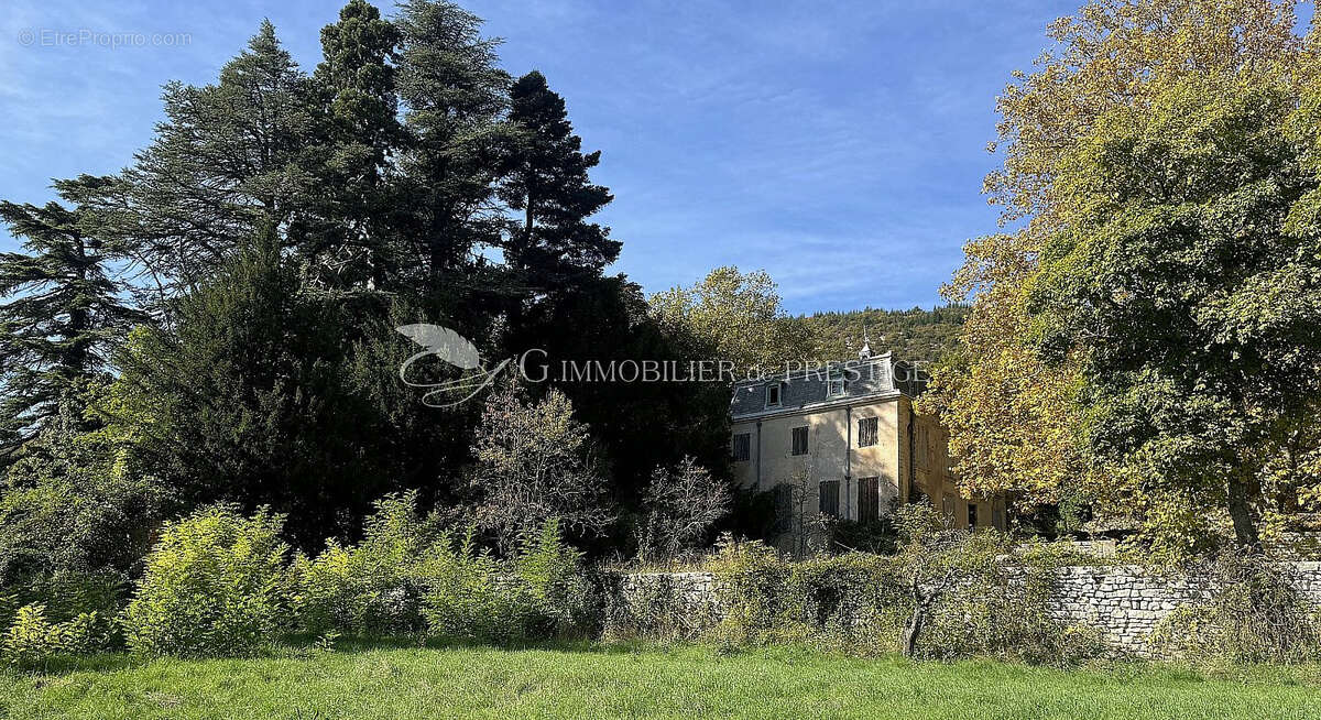 A Sault, en exclusivité, une propriété à restaurer avec vue - photo 4