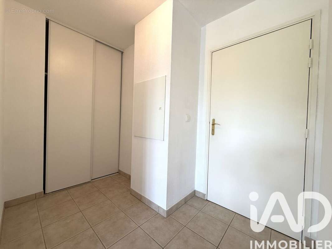 Photo 4 - Appartement à LA RIVIERE-SAINT-SAUVEUR