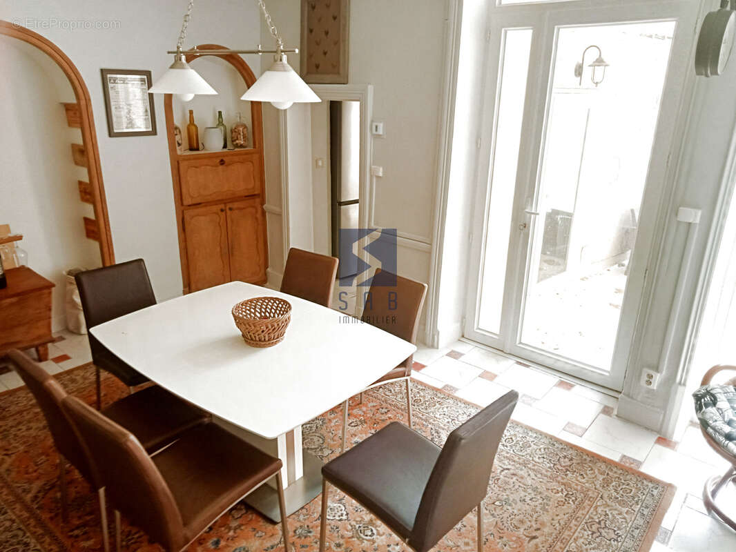 Maison à LA VOULTE-SUR-RHONE