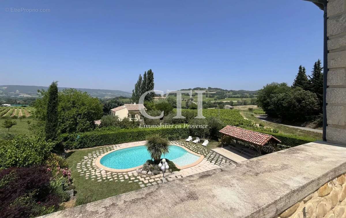 Maison à VAISON-LA-ROMAINE