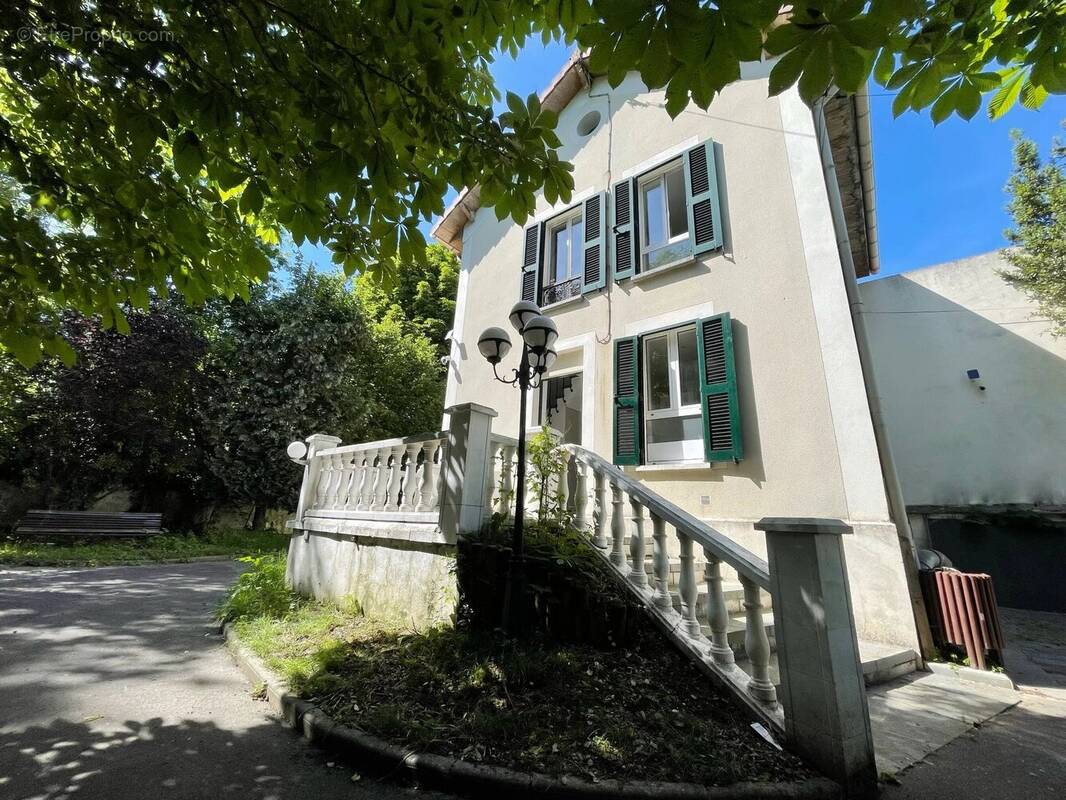 Maison à CHELLES