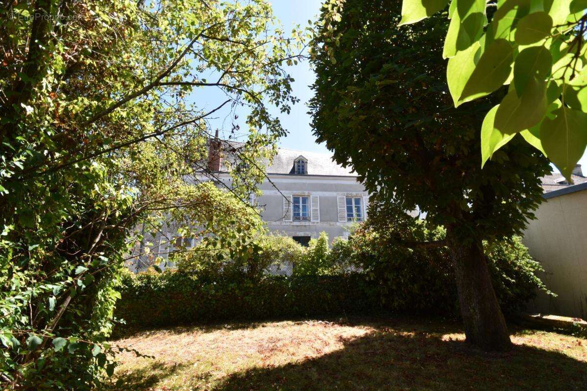 Maison familiale, 5 chambres, au coeur de Prissac (36) - photo 18