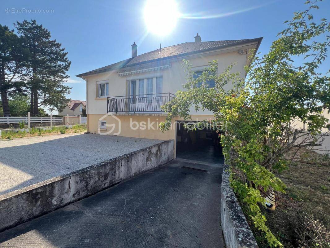 Maison à ANGERVILLE