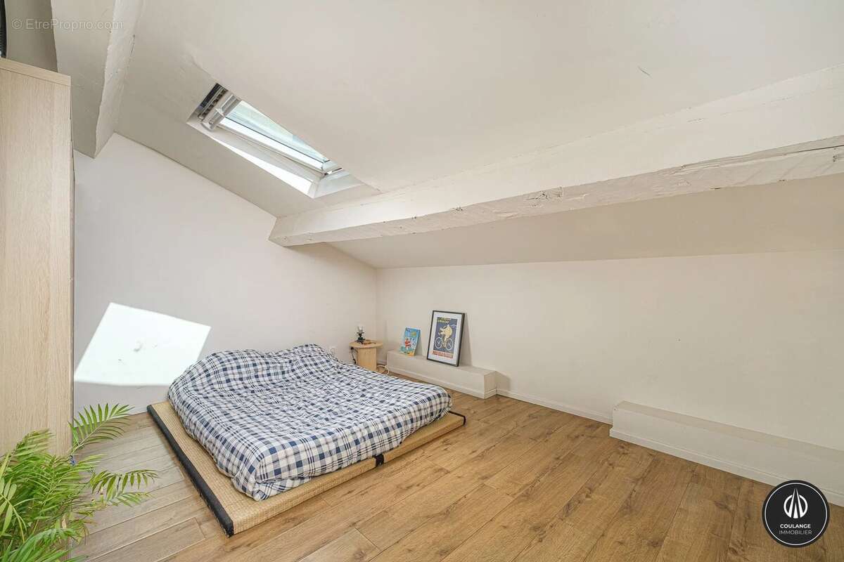 Appartement à MARSEILLE-2E
