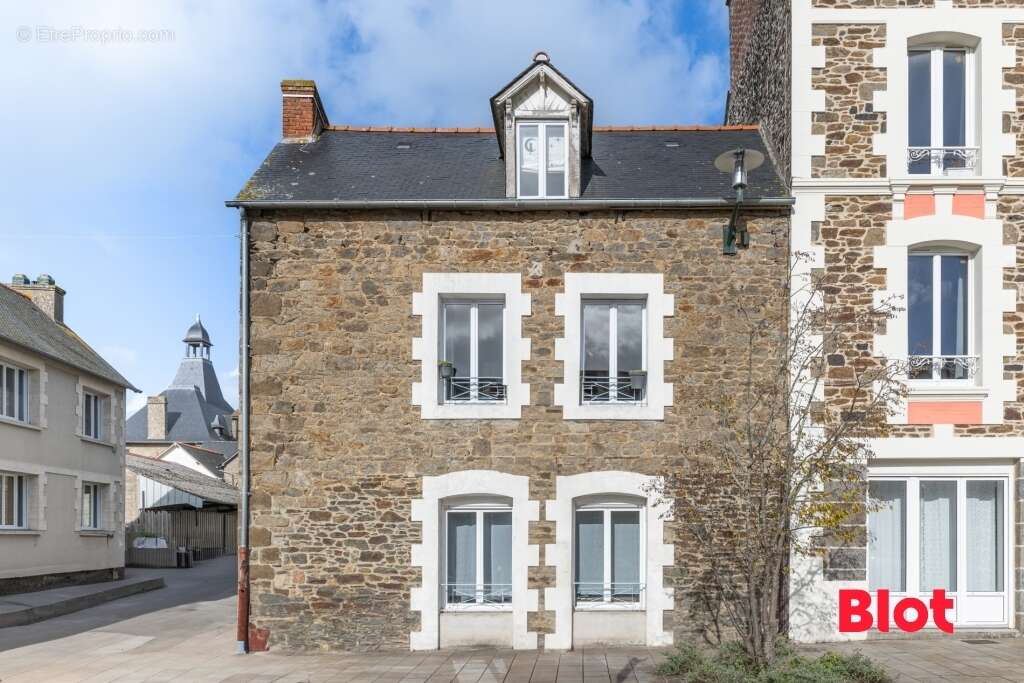 Appartement à SAINT-MELOIR-DES-ONDES