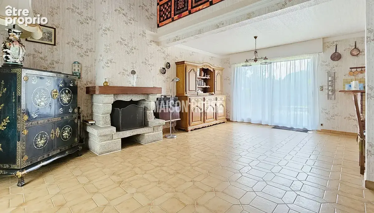 Propriété d'exception à Saint Gildas de Rhuys Deux maisons, 7 chambres, piscine chauffée, commerces et plages à pied - photo 3