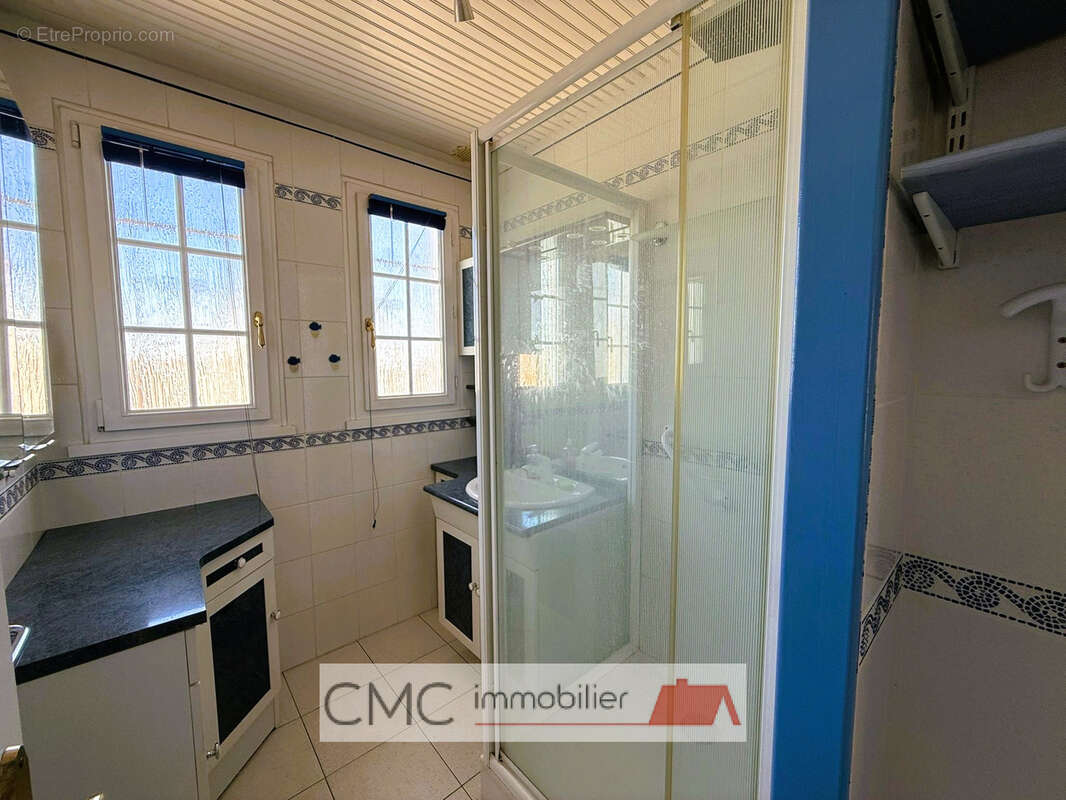 Maison à BARJOUVILLE