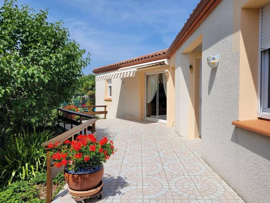 Maison à TRESPOUX-RASSIELS