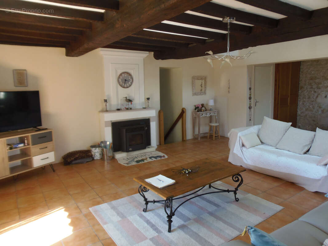 Maison à CHENAC-SAINT-SEURIN-D&#039;UZET