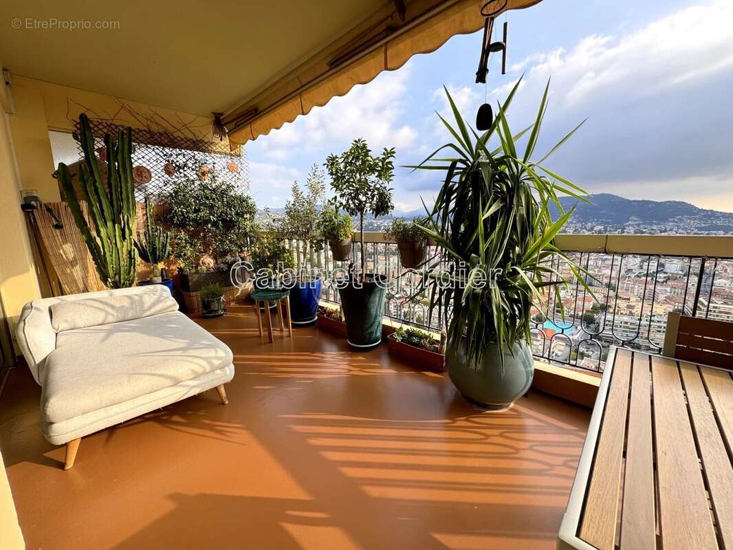 Appartement à NICE