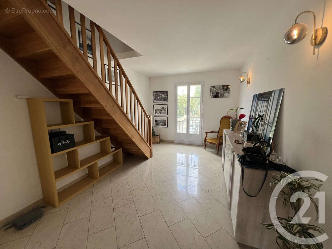 Appartement 140 m² à Saint-Florent  - photo 8