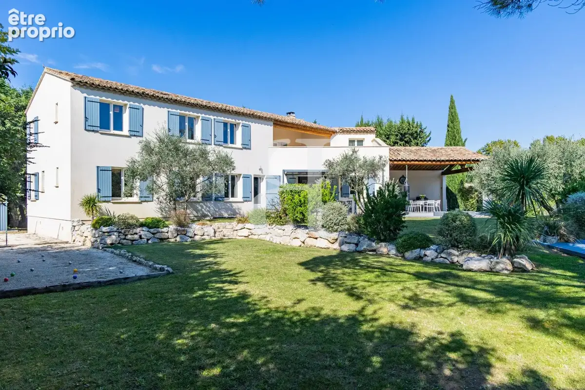 Maison 9 pièces 282 m² à vendre à Noves (13550) - photo 1