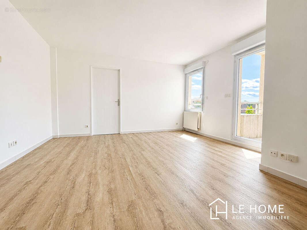 Appartement à TASSIN-LA-DEMI-LUNE