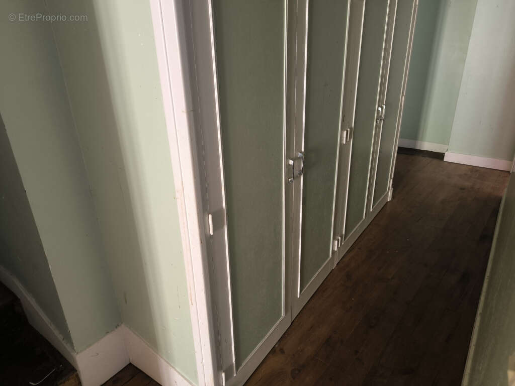 Maison à MOULINS-ENGILBERT