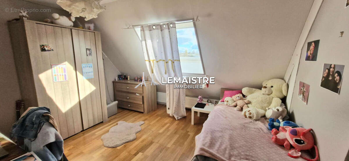 Maison à vendre - Yvetot - 160 m² - 6 chambres - Sous-sol complet - Jardin de 600 m² - photo 14
