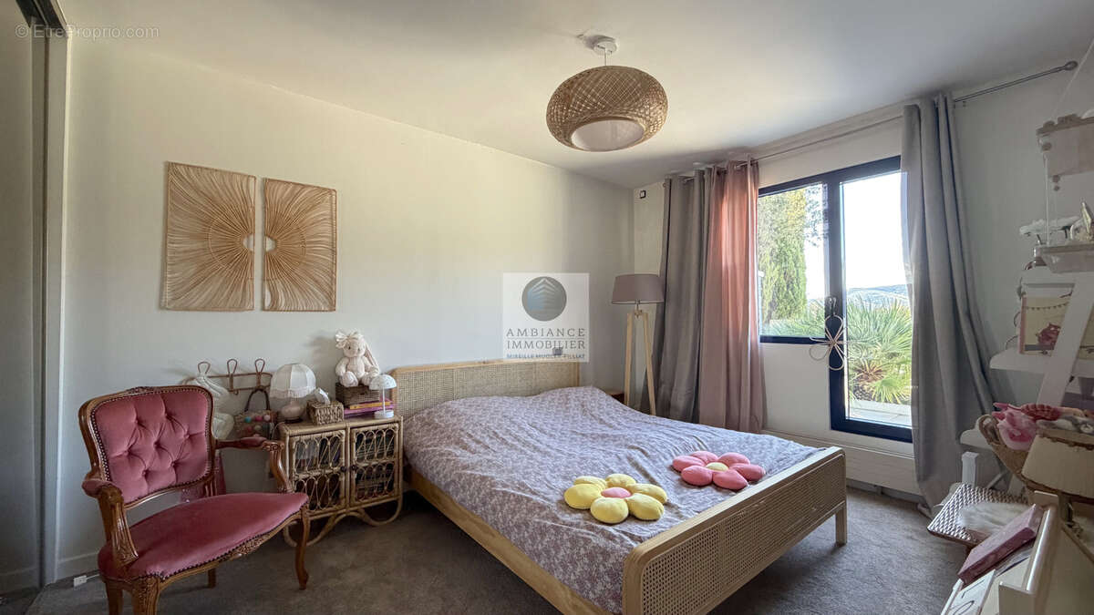 Maison d'architecte avec superbe vue - photo 17