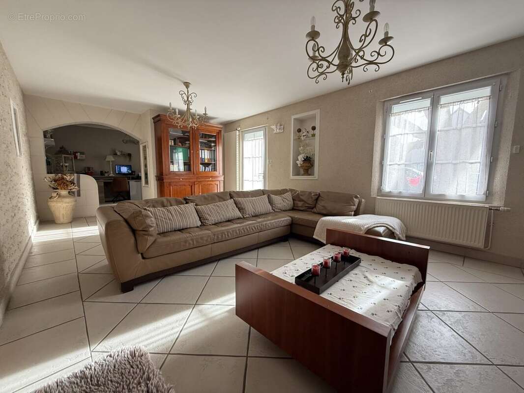 Maison à JOUE-LES-TOURS