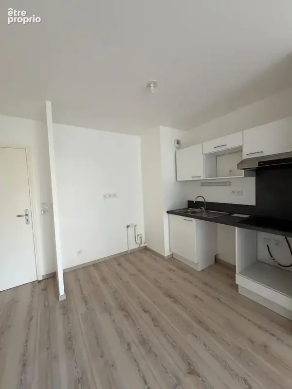 Rouen rive gauche - t2 avec balcon et parking en sous-sol - photo 2