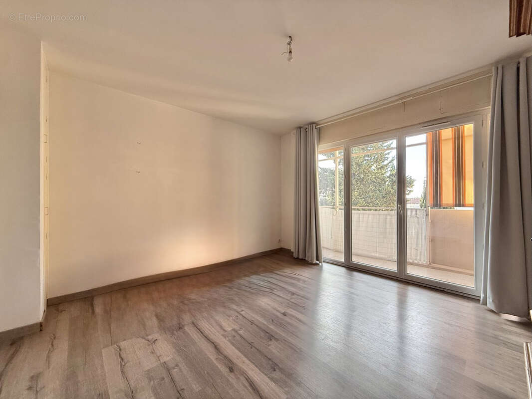 Appartement à HYERES