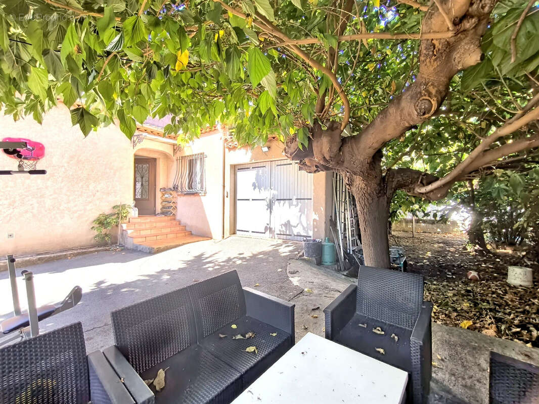 Maison à FREJUS
