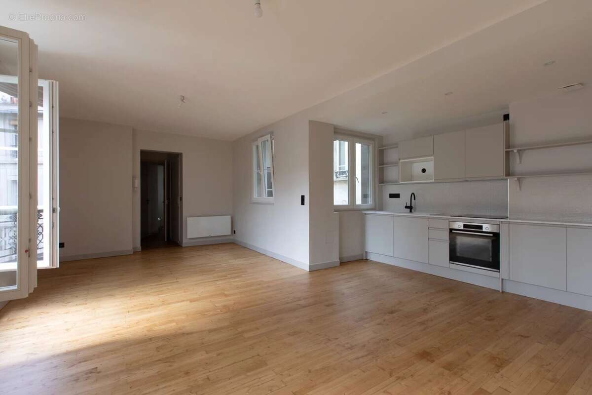 Appartement à PARIS-7E