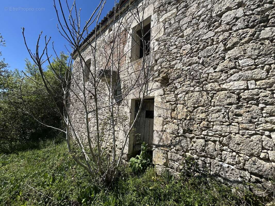 Maison à LACOUR