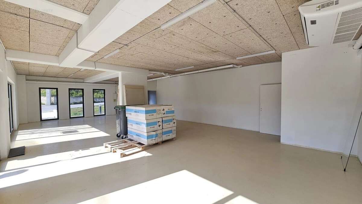 Commerce à LE BEAUSSET