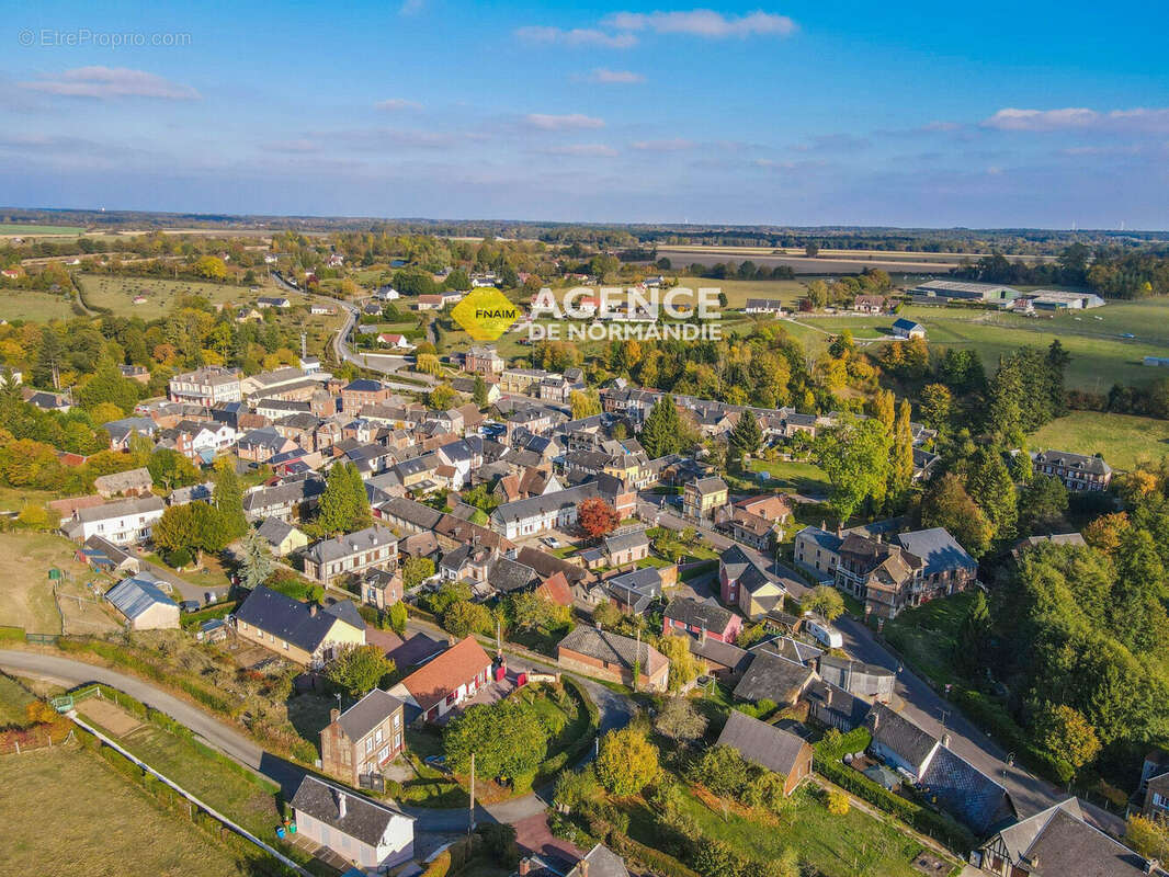 Terrain à MONTREUIL-L'ARGILLE