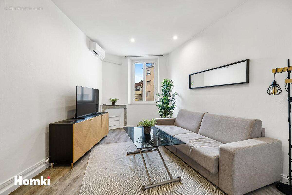 Appartement à LE CANNET