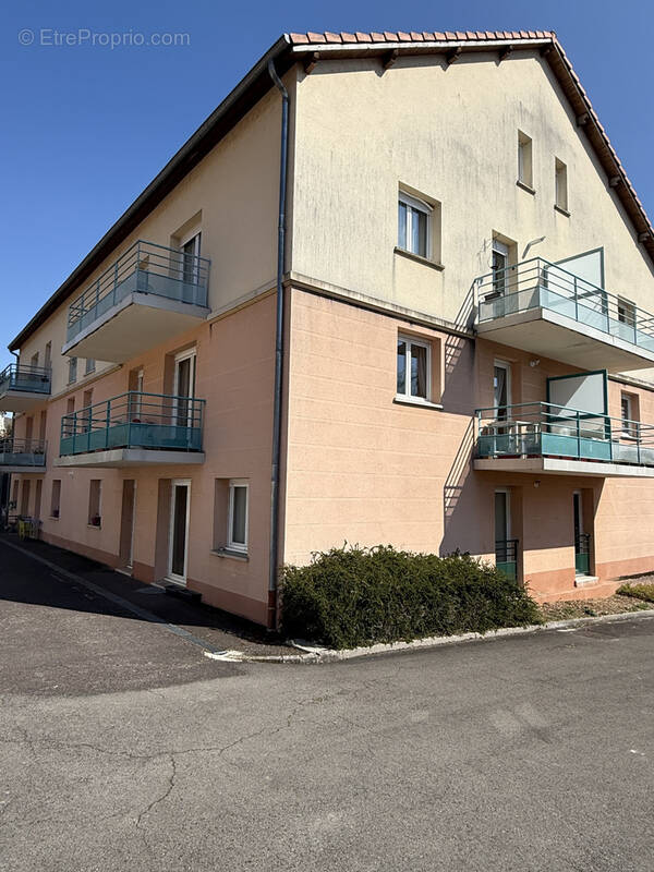 Appartement à ARS-SUR-MOSELLE